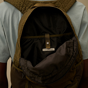 Рюкзак C.P. Company Nylon B Lens Detail Garment Dyed