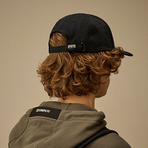 Кепка C.P. Company Gabardine Embroidered Logo Detail
