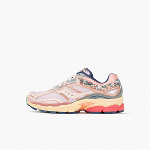 Кроссовки Saucony ProGrid Omni 9