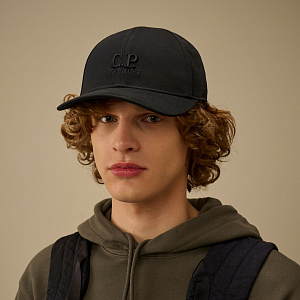 Кепка C.P. Company Gabardine Embroidered Logo Detail